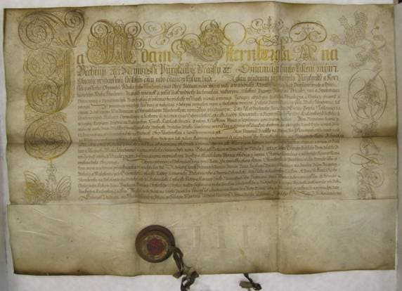 Obr. č. 2. Listina Adama ze Sternberga z r. 1614, kterou městu Libochovice potvrzuje starší výsady, včetně práva várečného. (SOkA Ltm, AM Libochovice, inv. č. 4.)